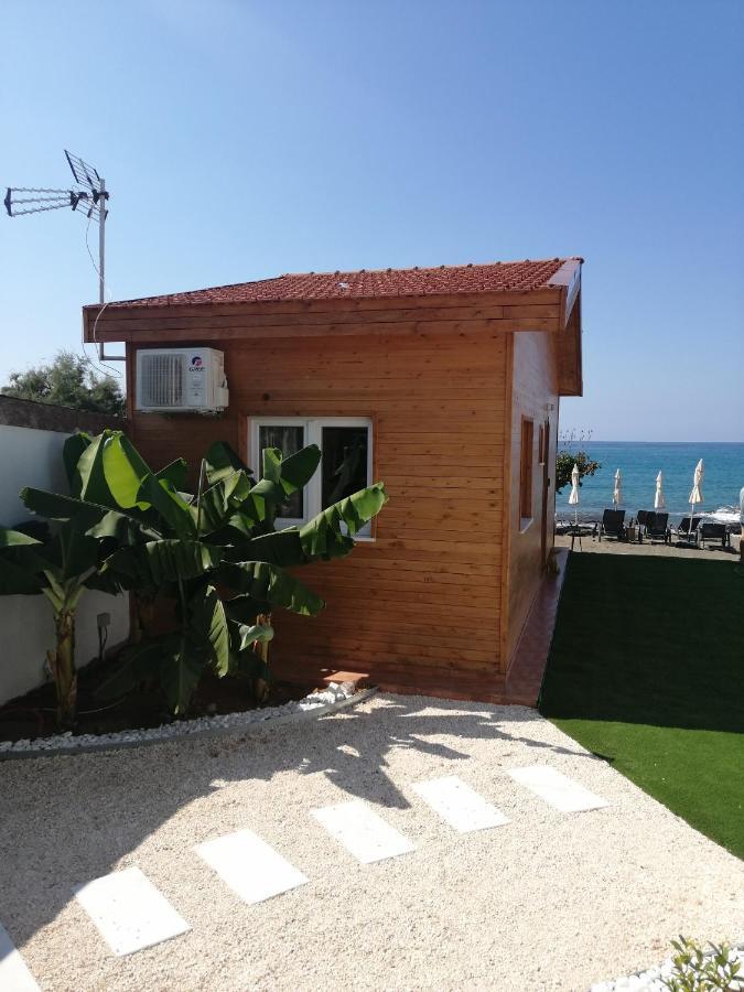 Wooden Apartment , Agia Marina Chrysochous Kato Yialia Exterior photo