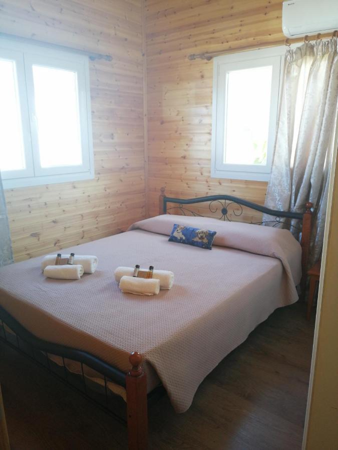 Wooden Apartment , Agia Marina Chrysochous Kato Yialia Exterior photo